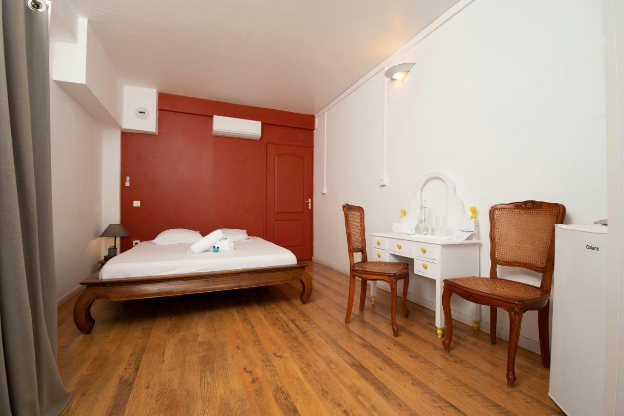 Le Zinzin Hotell Saint Pierre Exteriör bild